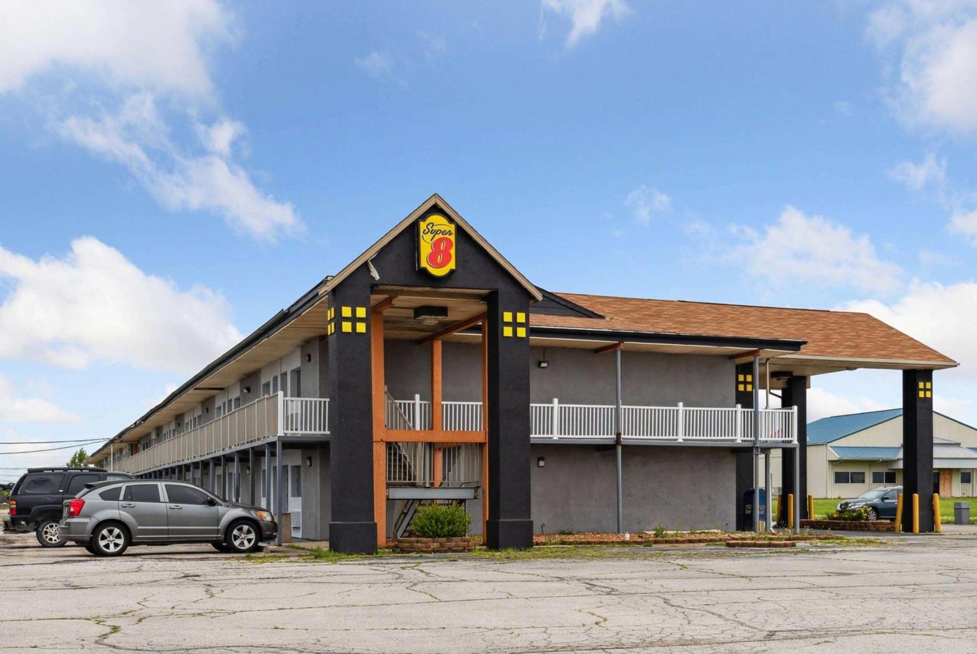 Super 8 By Wyndham Millbury/Toledo Hotell Eksteriør bilde
