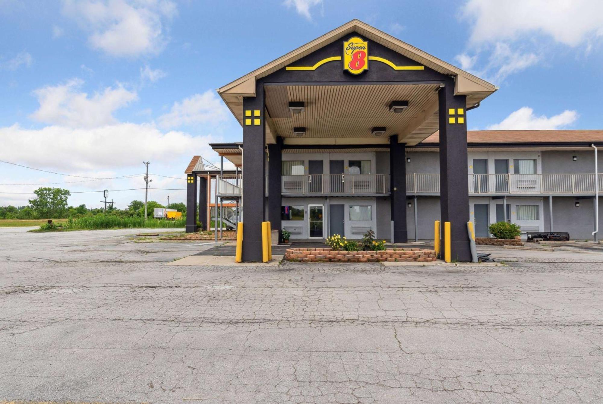 Super 8 By Wyndham Millbury/Toledo Hotell Eksteriør bilde